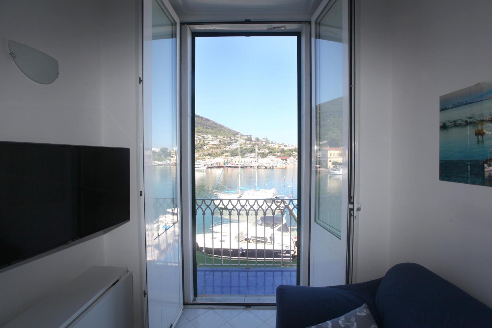 Riva Destra Home By Domusextra Ischia Eksteriør billede